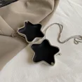 thumbnail image 5 of Bolso bandolera mini con forma de lápiz labial para mujer, nuevo bolso de hombro versátil de color brillante con estrella de cinco puntas, para banquetes, otoño 2024, 5 of 5