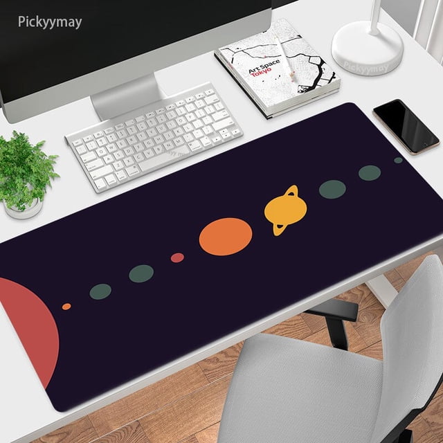 Alfombrilla de ratón negra de Anime astronauta, tapete de escritorio para ordenador portátil, suave, antideslizante, alfombrilla de ratón Kawaii, 900x400 LIUWENJING unisex