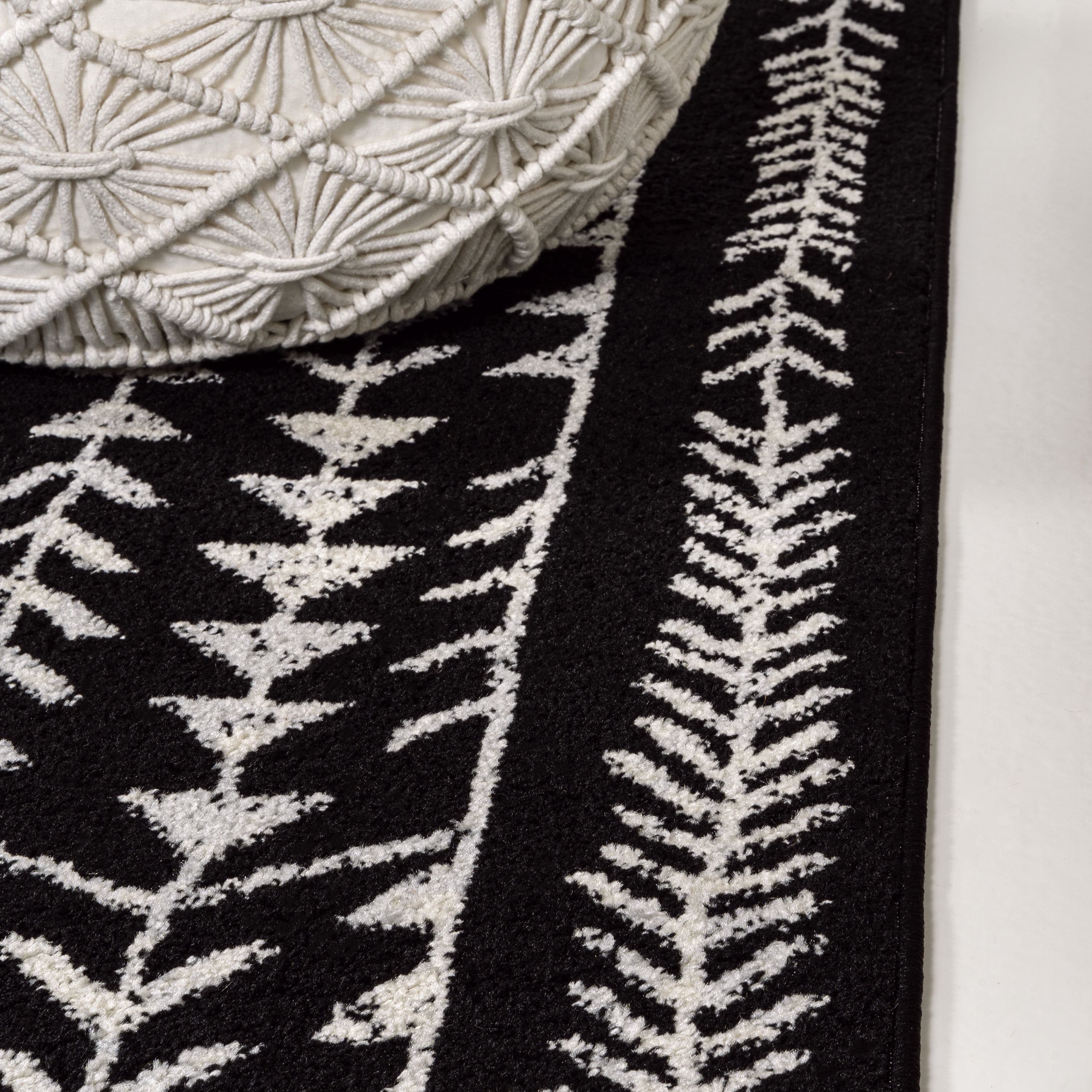 JONATHAN Y MOROCCAN HYPE 2 x 8 Runner Rug, Ziri Moroccan Geometric - Black/Cream, MOH210C-28