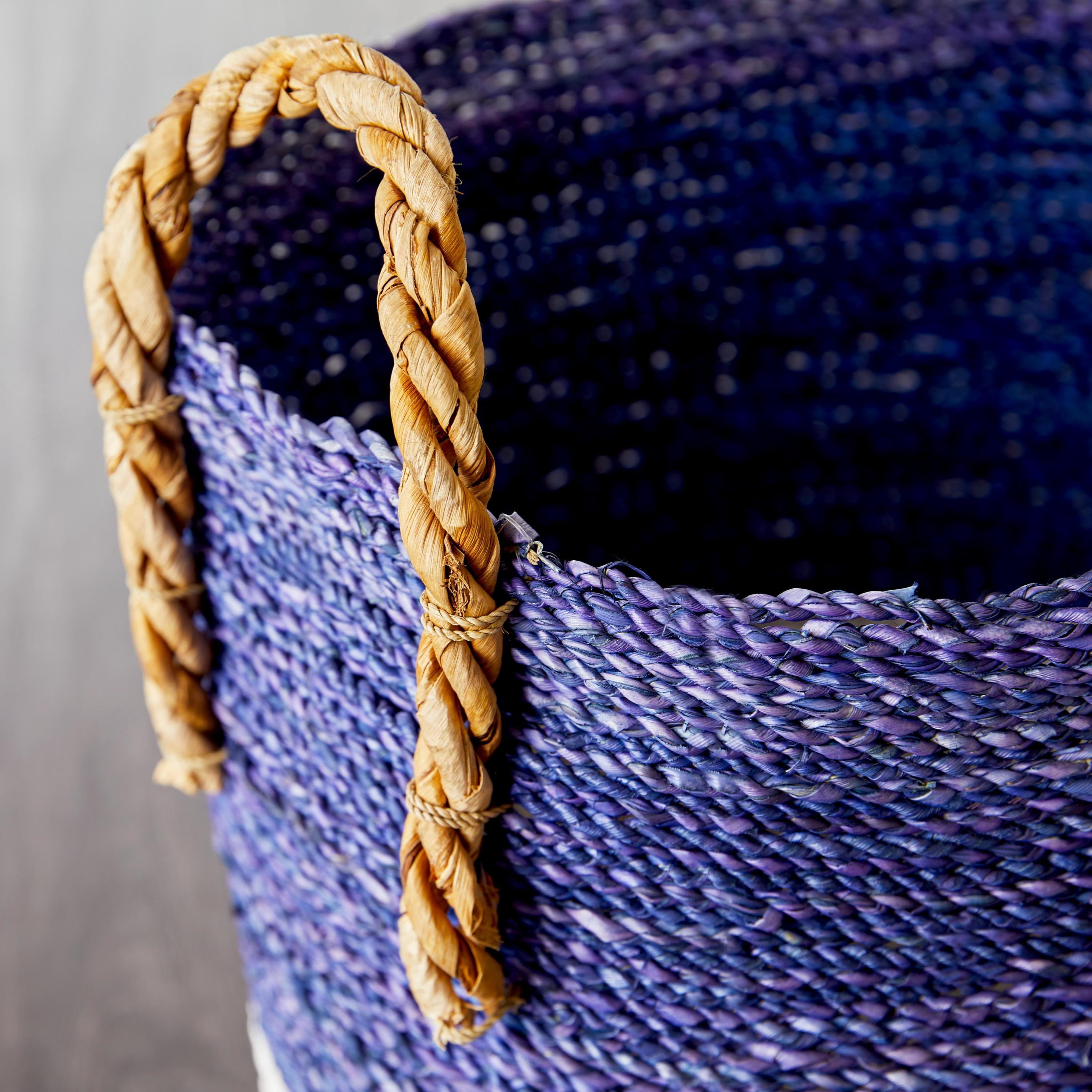 DecMode 17", 15", 13"W Blue Seagrass Handmade Two Toned Storage Basket with Handles, 3-Pieces