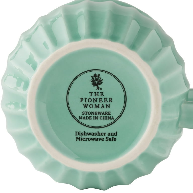 ヒロ＆ゴー・ゴー＆フレッドウッティ＆ポー・ピープ＆フォーキーマレフィセント＆アー The Pioneer Woman Colette 12-Ounce Stoneware Mugs, Green, Set of 4