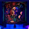 thumbnail image 1 of Tapiz fluorescente UV del Día de los Muertos con esqueleto de Halloween, 1 of 1