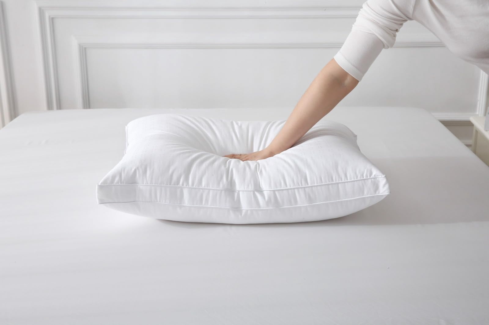 Maxi Deluxe Standard Size Bed Pillow – Ultra Soft & Comfortable – Versatile for Side, Back & Stomach Sleepers – 300TC Cotton Top – 2 Pack – (Standard Size Pillow is 20 x 26)
