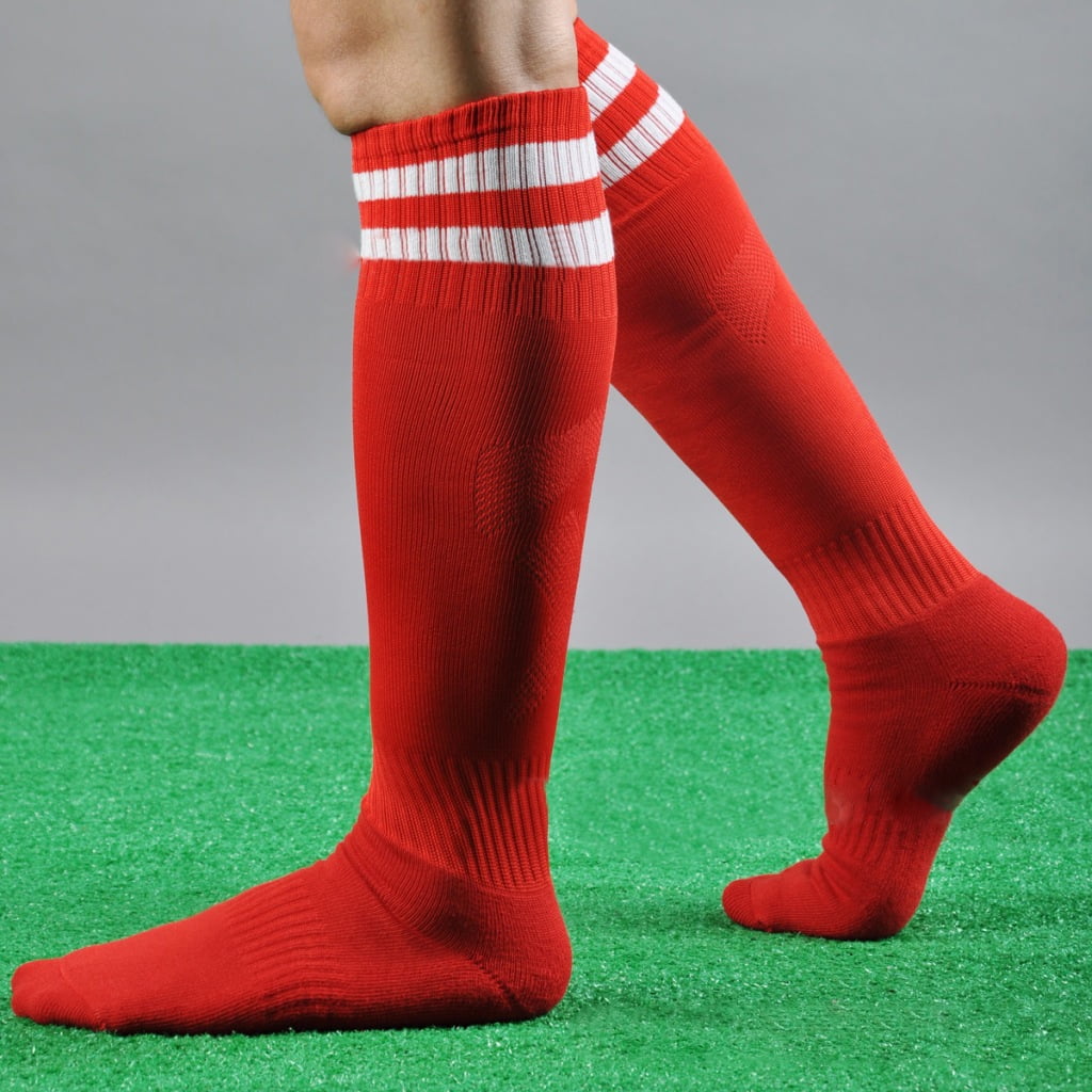 Длинные носочки. Футбольные гольфы мужские. Длинные носки. Длинные носки мужские. Гетры носки футбольные.