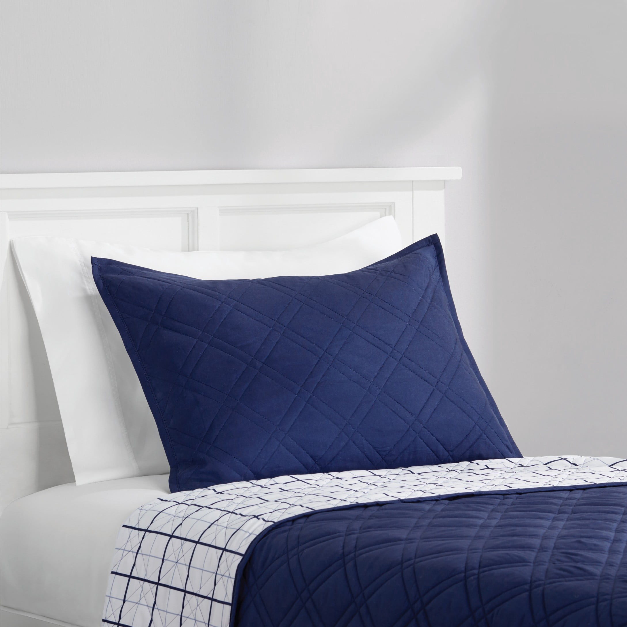 Mainstays Plaid Pillow Sham, King, Blue & White, 1 Pack