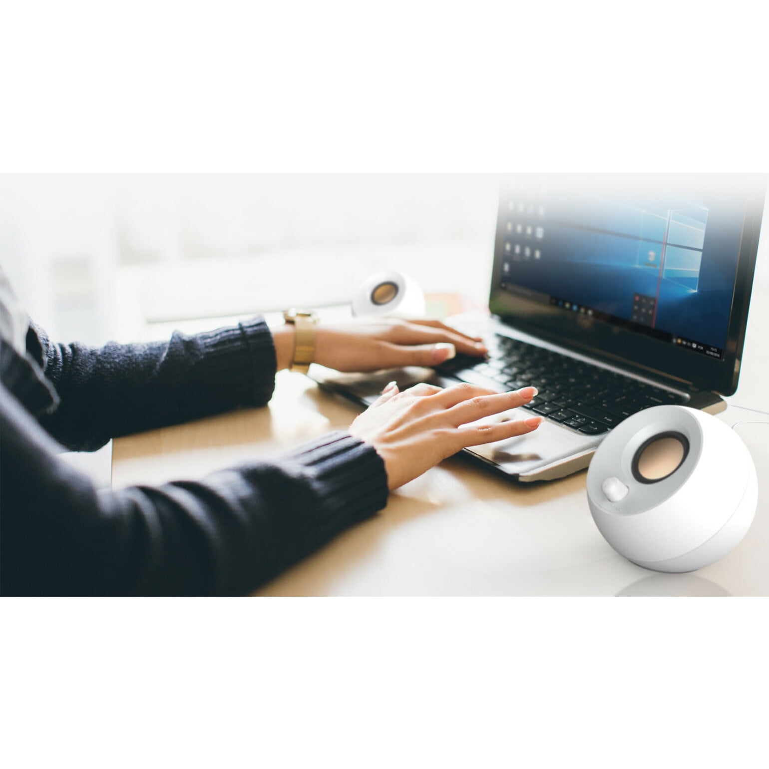 Pebble Modern 2.0 USB Desktop Speakers