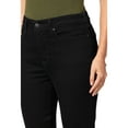 thumbnail image 2 of Levi Strauss Signature Women's and Women's Plus Mid Rise Capri Jeans, Sizes 2-28, 2 of 6
