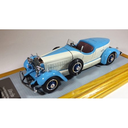 1931 Cadillac 452A V16 Roadster Farina Model Car in 1:43 Scale by Ilario
