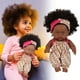 thumbnail image 3 of Muñeca bebé negra de 20 cm con pelo rizado para niñas mayores de 3 años | Muñeca de vinilo realista para jugar con la imaginación | Cuerpo suave y extremidades articuladas | Regalo perfecto para be, 3 of 6