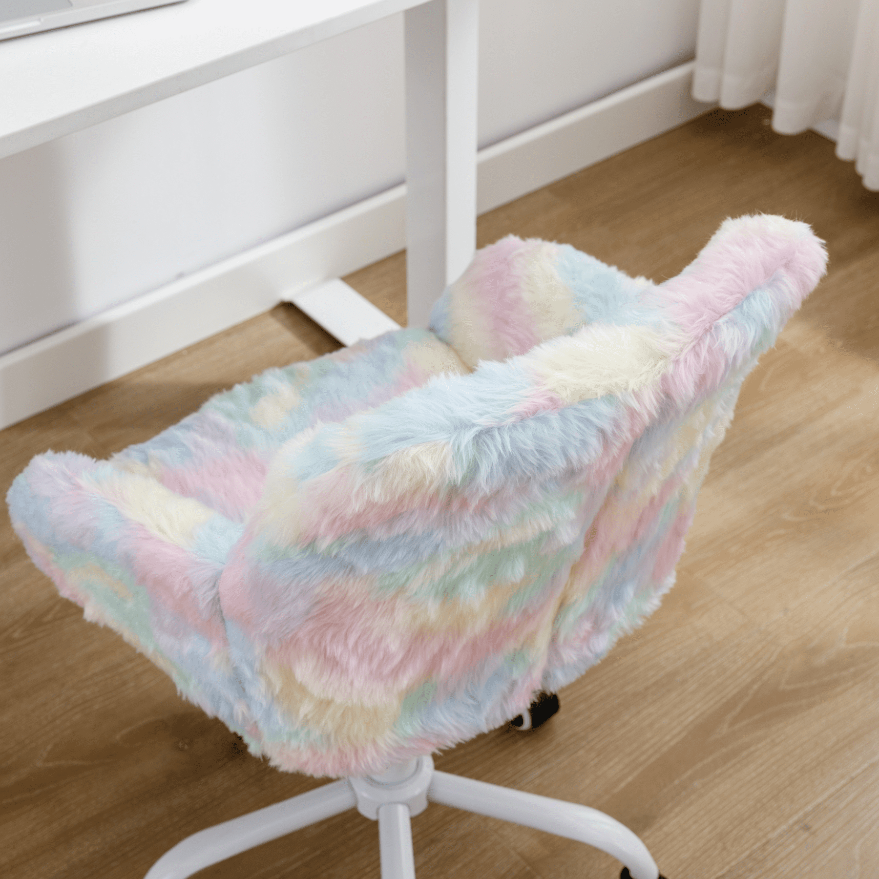 Dayalane Kids Desk Chair, Adjustable Swivel Faux Fur Study Chair with Armrests, Comfy Upholstered Computer Chair for Boys and Girls, Cute Computer Chair for Children, Rainbow-Blue