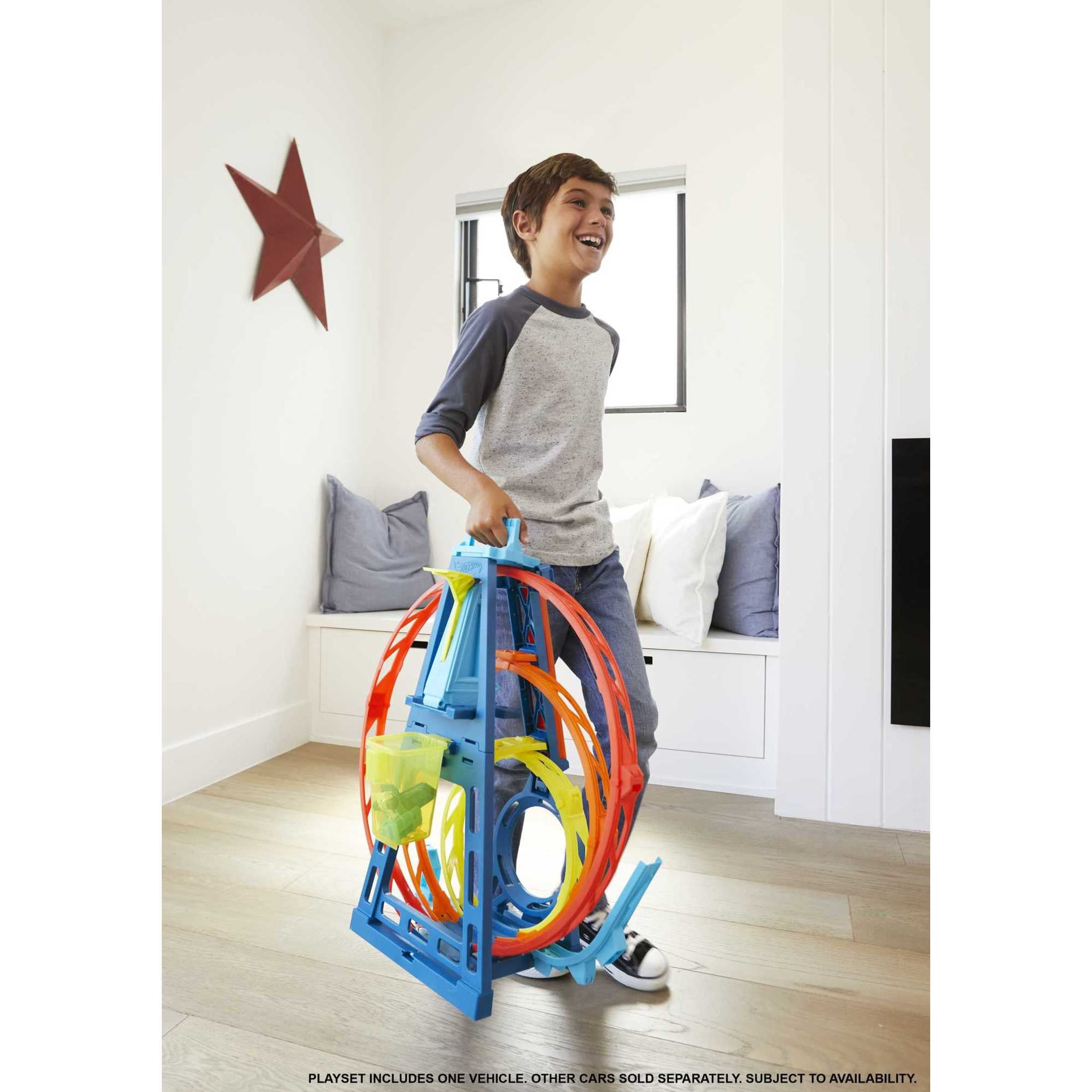 Hot Wheels Track Builder Triple Loop Stunt Playset, 1:64 Scale Vehicles