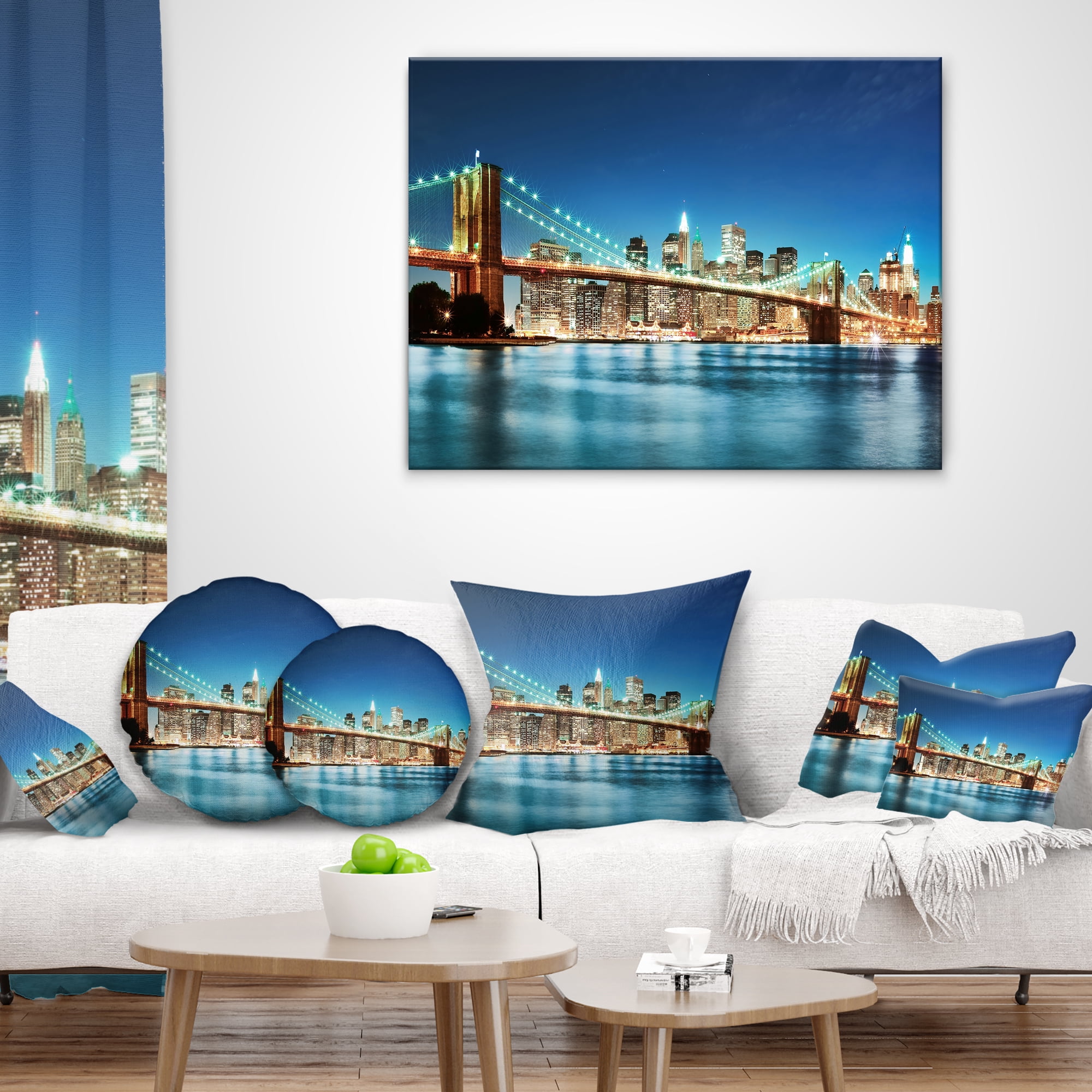 Designart Big Apple New York - Cityscape Photo Throw Pillow - 18x18