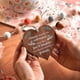 thumbnail image 4 of KAIYANG 1 pieza de placa de madera con texto "Te amo", recuerdo de regalo | Esposa, aniversario, mamá, corazones E, 4 of 4
