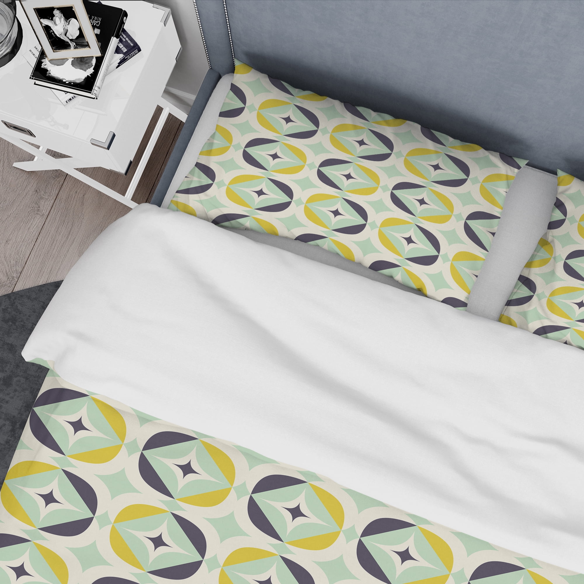 Designart 'Diamond Retro V' Mid-Century Modern Duvet Cover Set