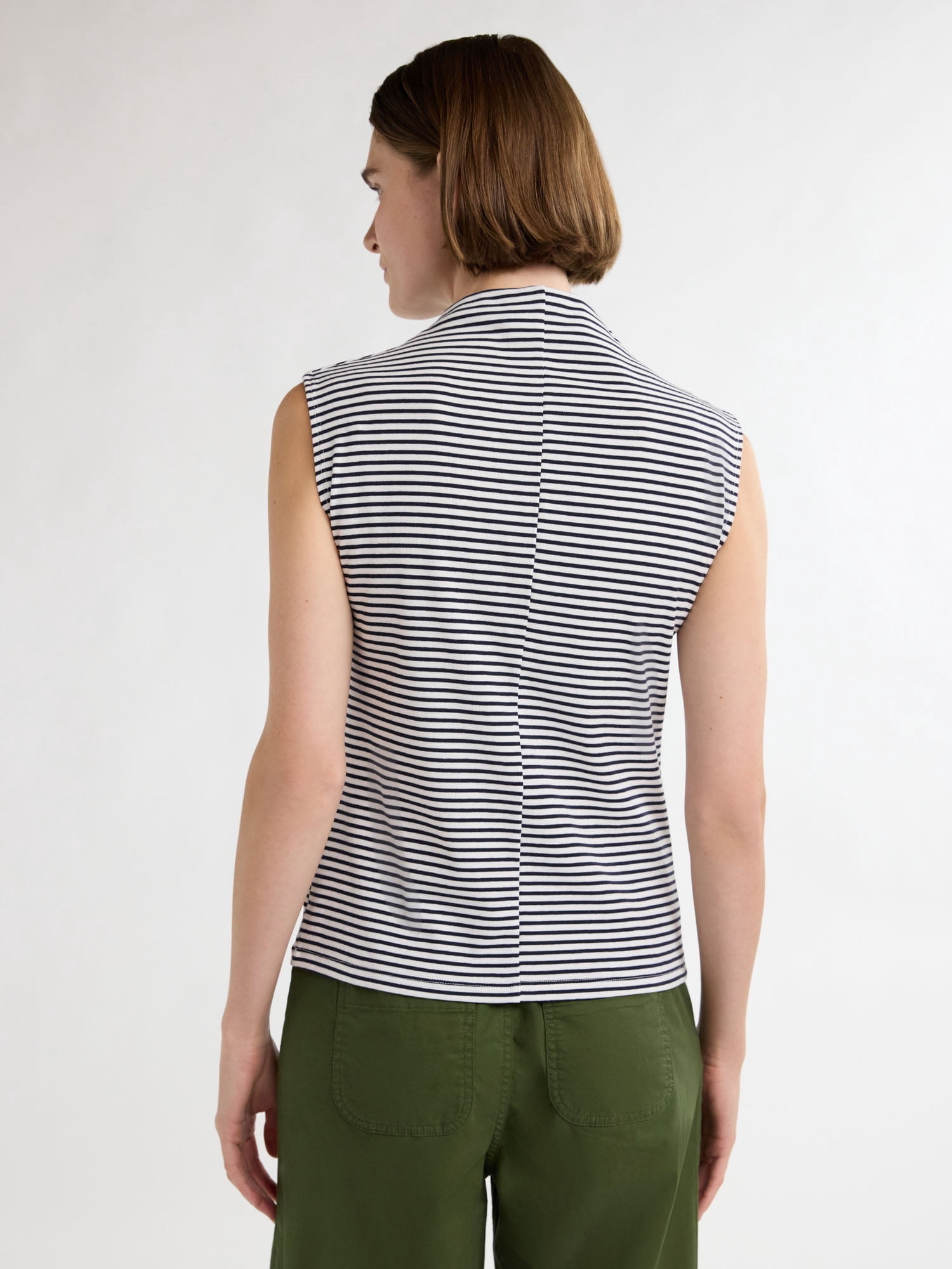 Free Assembly Women’s and Women's Plus Sleeveless Mock Neck Top, Sizes XS-4X