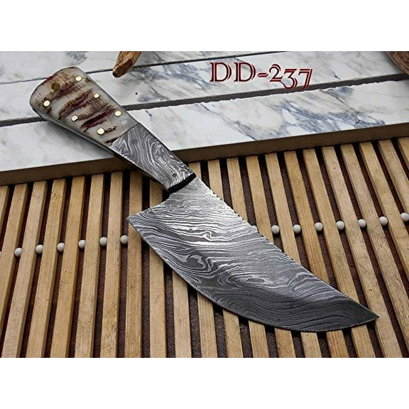 8.7"long Damascus steel Ram horn scale with bolster custom made compact skinning Knife full tang Hand Forged 4" blade cow leather sheath