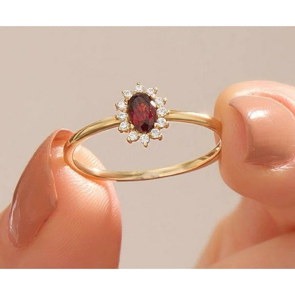 vylahjewellery Vintage Style Dainty Diamond Accent Gold Ring Red Oval Cut Moissanite Diamond Anniversary Ring 10K Yellow Gold Engagement Ring for Woman Mother's Day Gift Ring