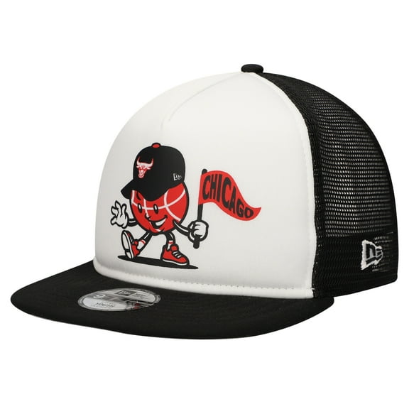 Youth New Era White/Black Chicago Bulls Court Sport Mascot 9FIFTY Snapback Hat