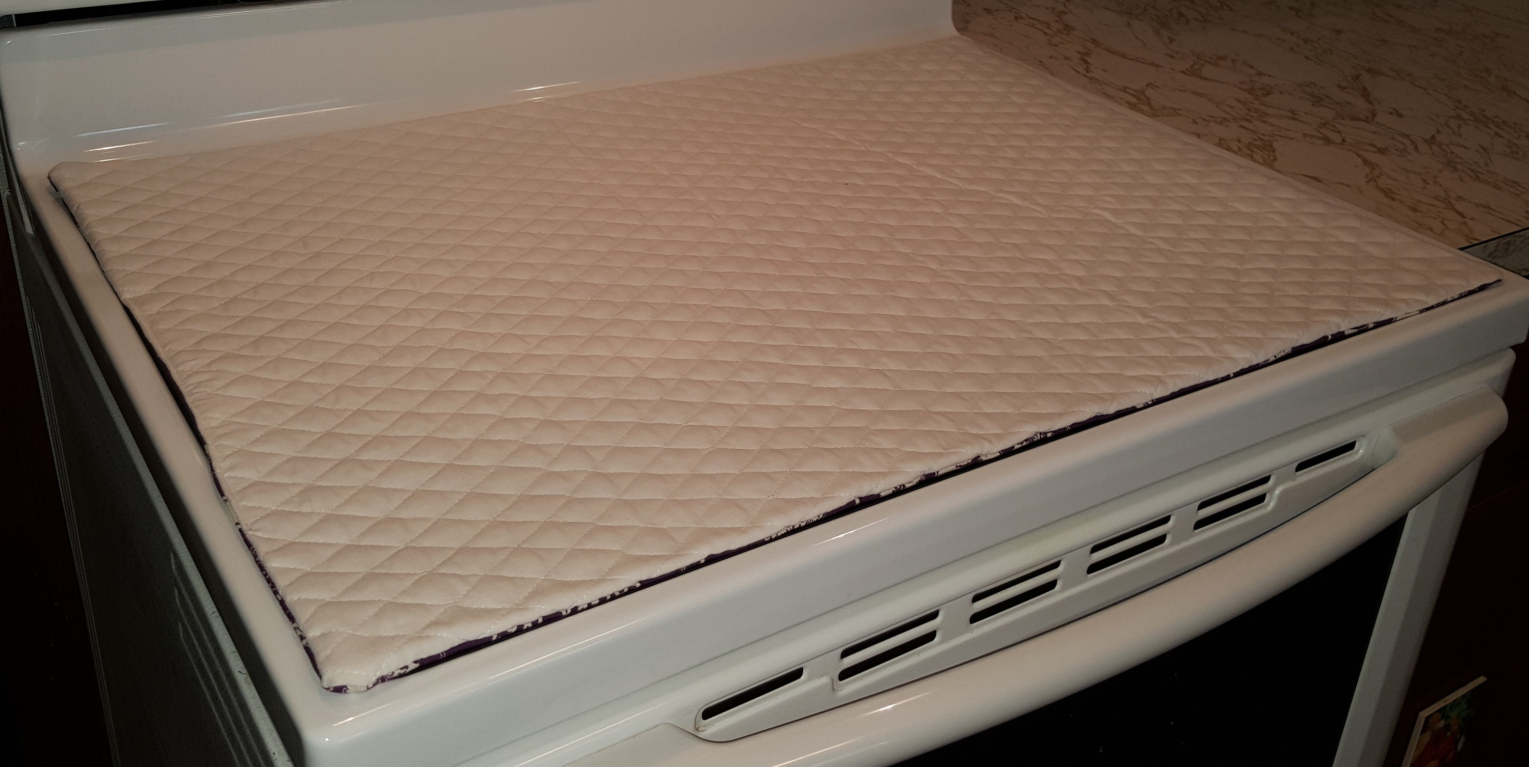 Quilted Cover & Protector for Glass/Ceramic Stove Top by Penny's