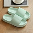 thumbnail image 1 of Zapatillas de casa de baño con plataforma gruesa para mujer, chanclas antideslizantes de verano 2021 con suela blanda EVA para interiores Tan Jianjun unisex, 1 of 2