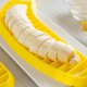thumbnail image 5 of Cortador de plátanos, herramienta de cocina práctica, perfecta para ensaladas de frutas Cortador de frutas de plátano de plástico con mango genérico, 5 of 5