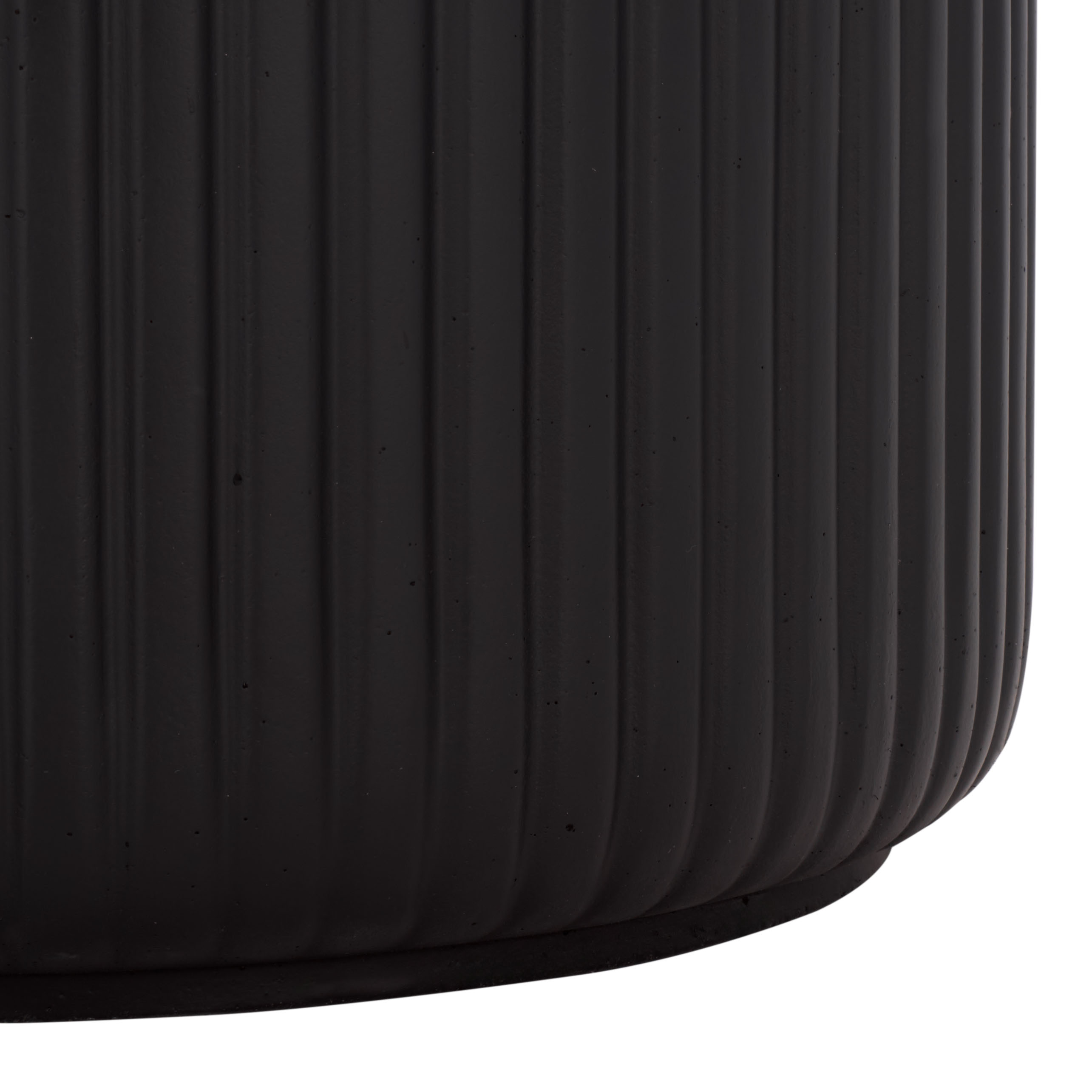 Safavieh Napa Outdoor Modern Cement Round End Table, Matte Black