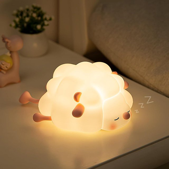 Baby Night Light, Lamb Children's Night Light USB Rechargeable Silicone Bedside Lamp with Timer Function Kawaii Silicone Baby Night Lamp for Baby Nurs