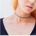 thumbnail image 1 of Collar de correa de cuello de encaje de terciopelo vintage para mujer, collar de clavícula corta, collar estilo punk Lolita, 1 of 2