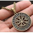 thumbnail image 2 of Collar Vikingo Hombre con Colgante de Brújula VegVisir, Amuleto Nordico Vintage, Collar Runas Vikingas - Bronze MADIOLA Vegvisir, 2 of 6