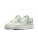 thumbnail image 1 of Zapatillas Air Force 1 '07 con estampado de patas en color rosa perlado, rojo y azul marino, de caña baja, clásicas, informales, para hombre y mujer, para deportes al aire libre, 1 of 4