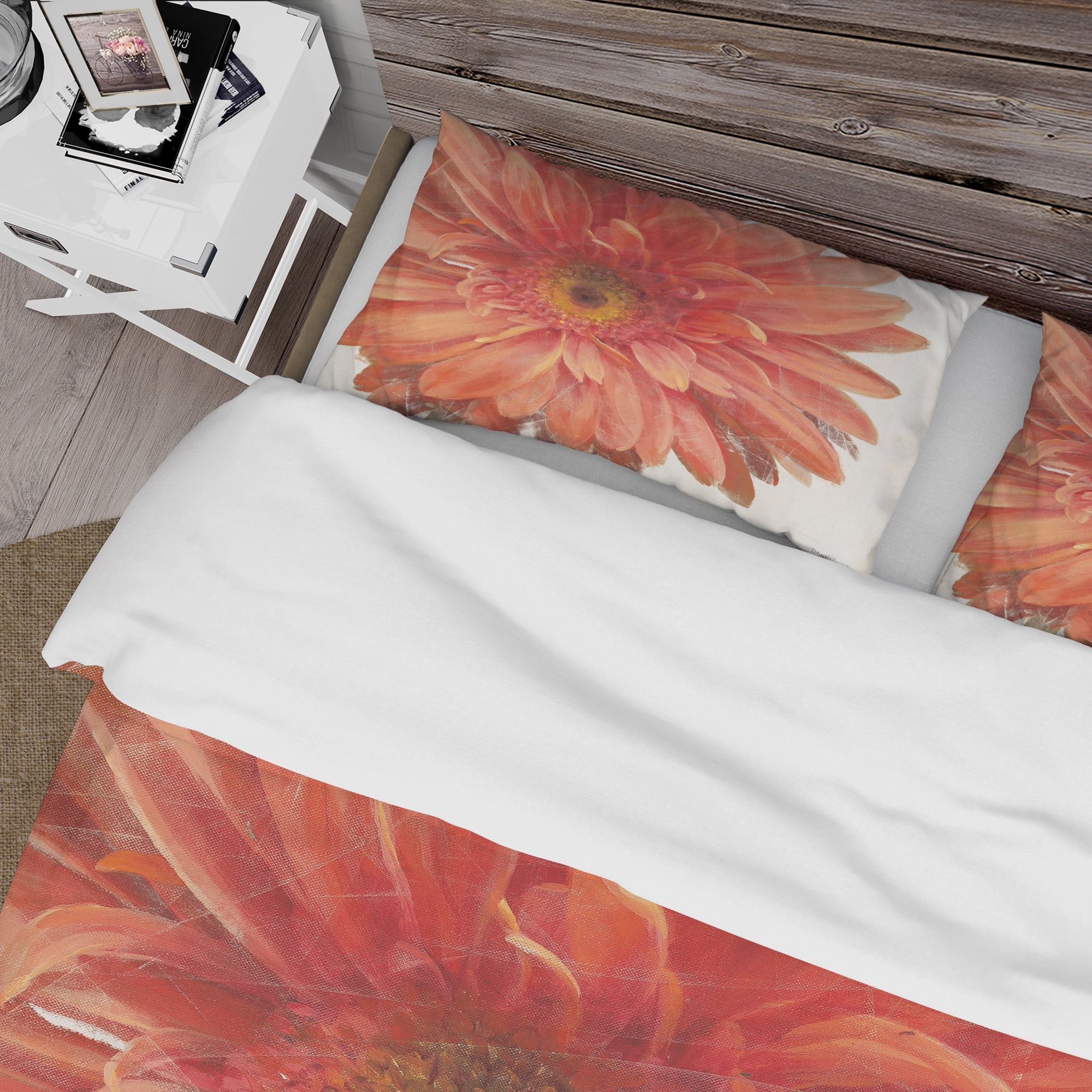 Designart 'Vivid Red Daisy' Traditional Duvet Cover Set