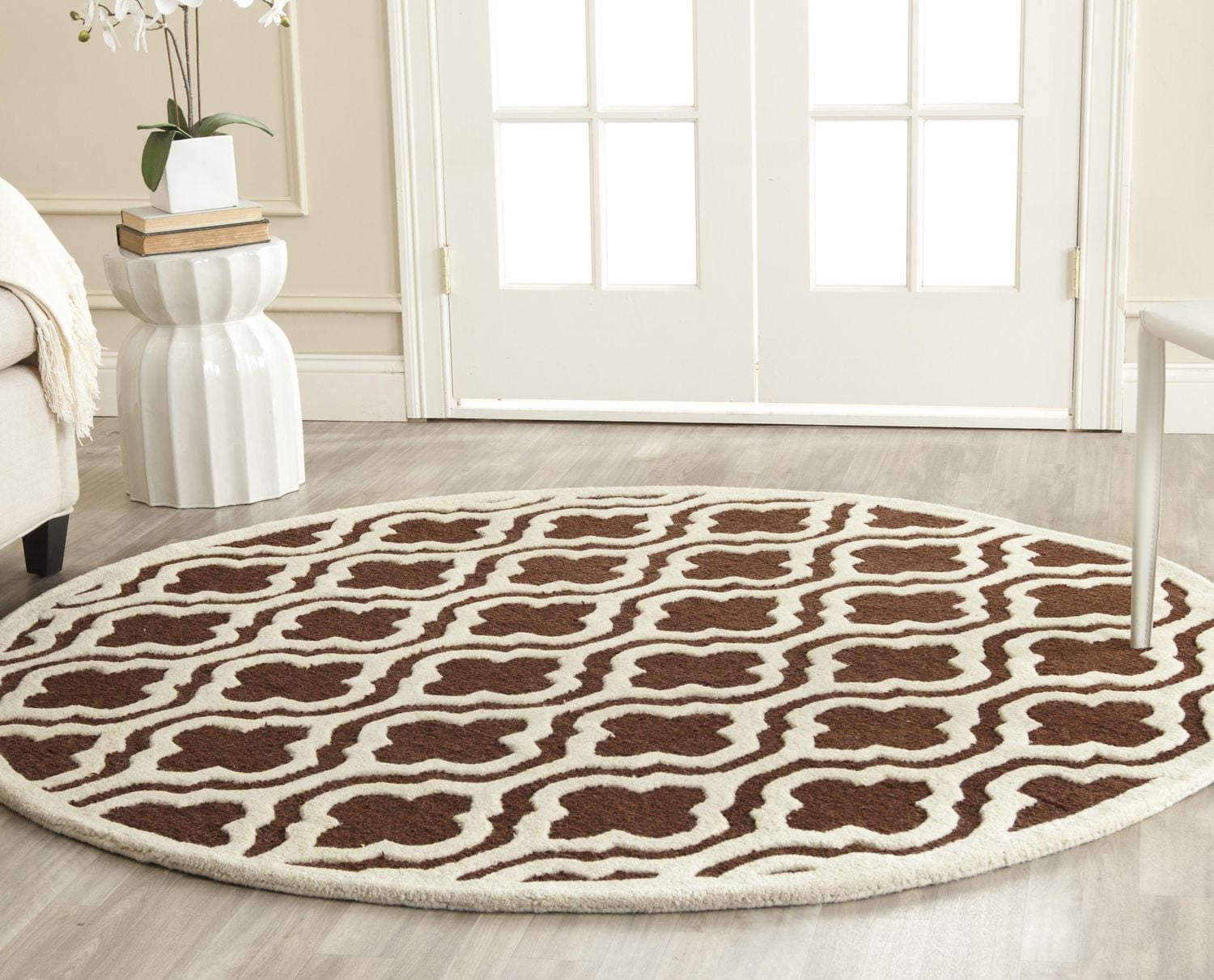 Safavieh Cambridge Kirsten Geometric Area Rug