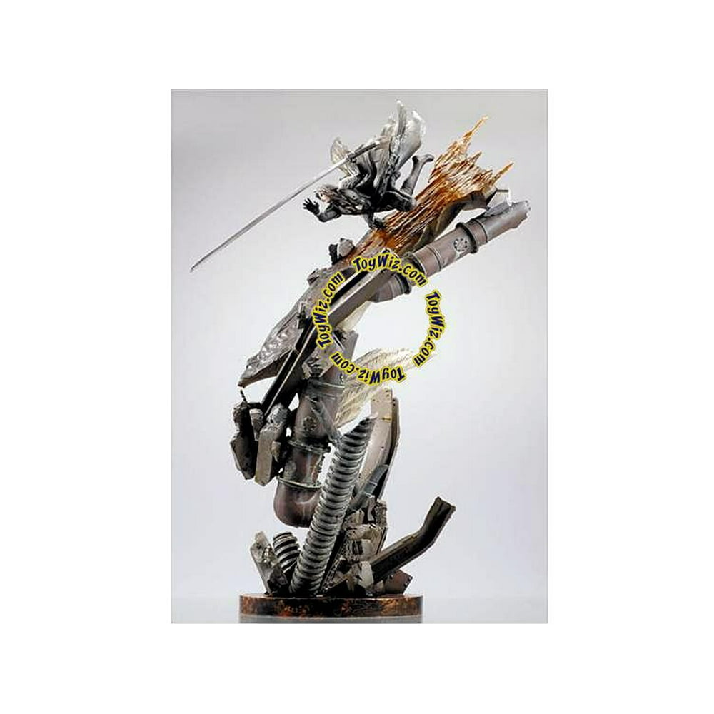 giant sephiroth statue
