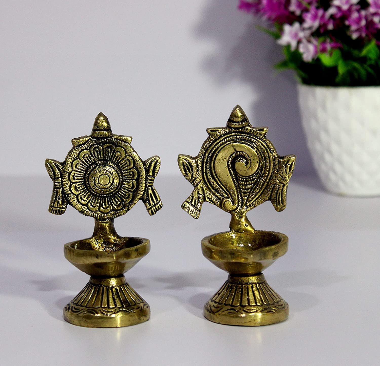 eSplanade Brass Oil Lamps | Shankh Chakra Narayan Oil Lamp Diya Deepam Kuthu Vilakku - 4" Inches
