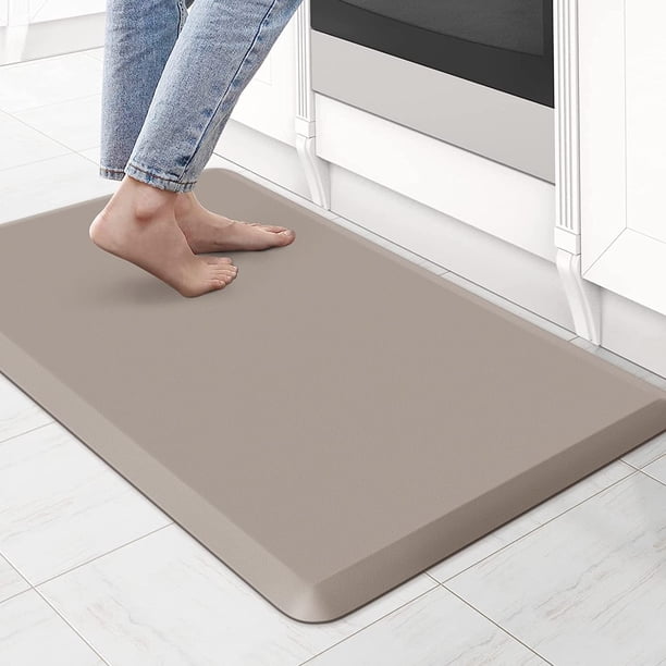 KitchenClouds Alfombra de cocina acolchada antifatiga de 17.3 x 28 pulgadas, impermeable, antideslizante, alfombrilla de escritorio cómoda para cocina, casa, fregadero, oficina (chocolate)