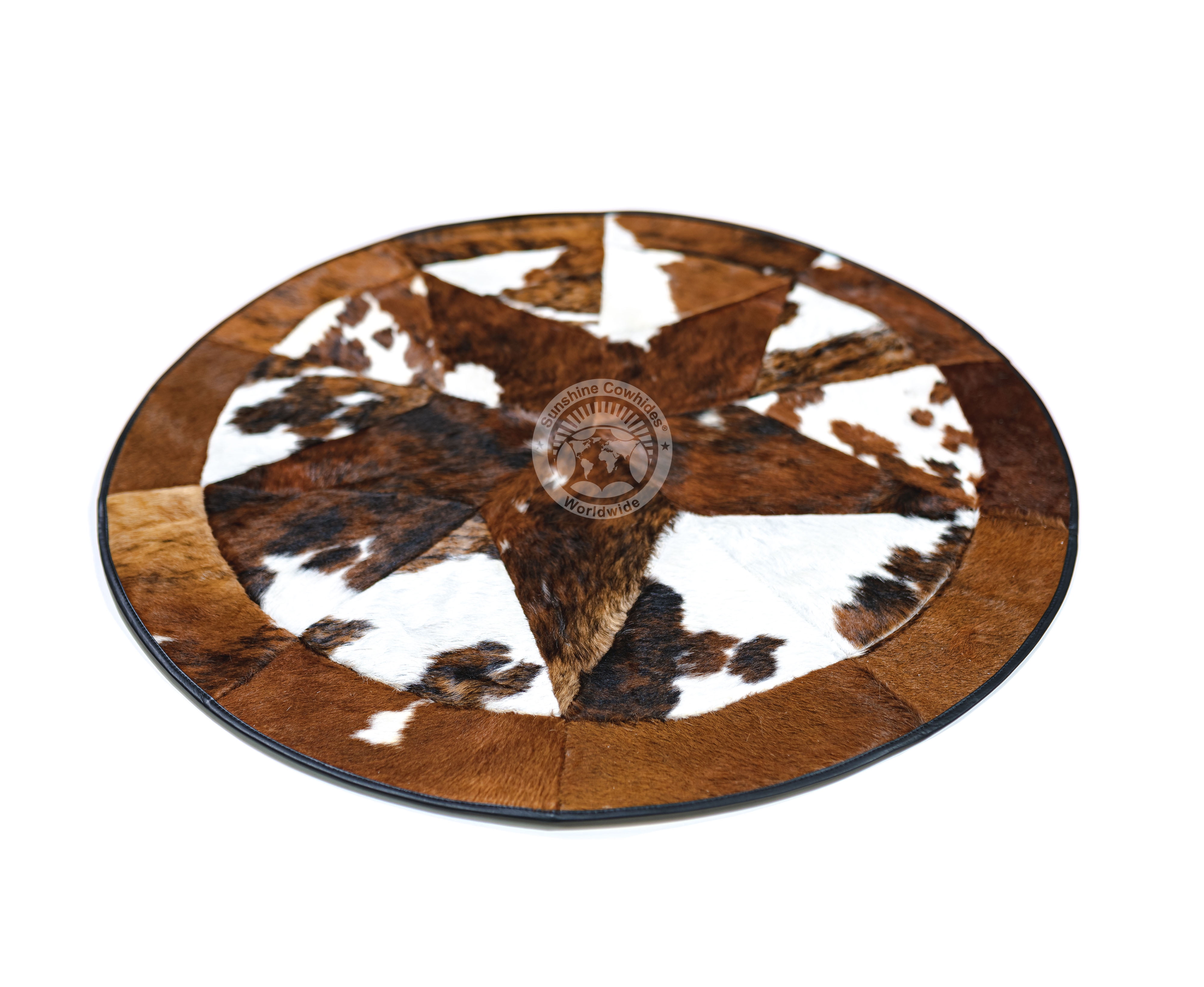 Round Patchwork Star Cowhide Rug - Size 40 Inches – Artisan Cowhides