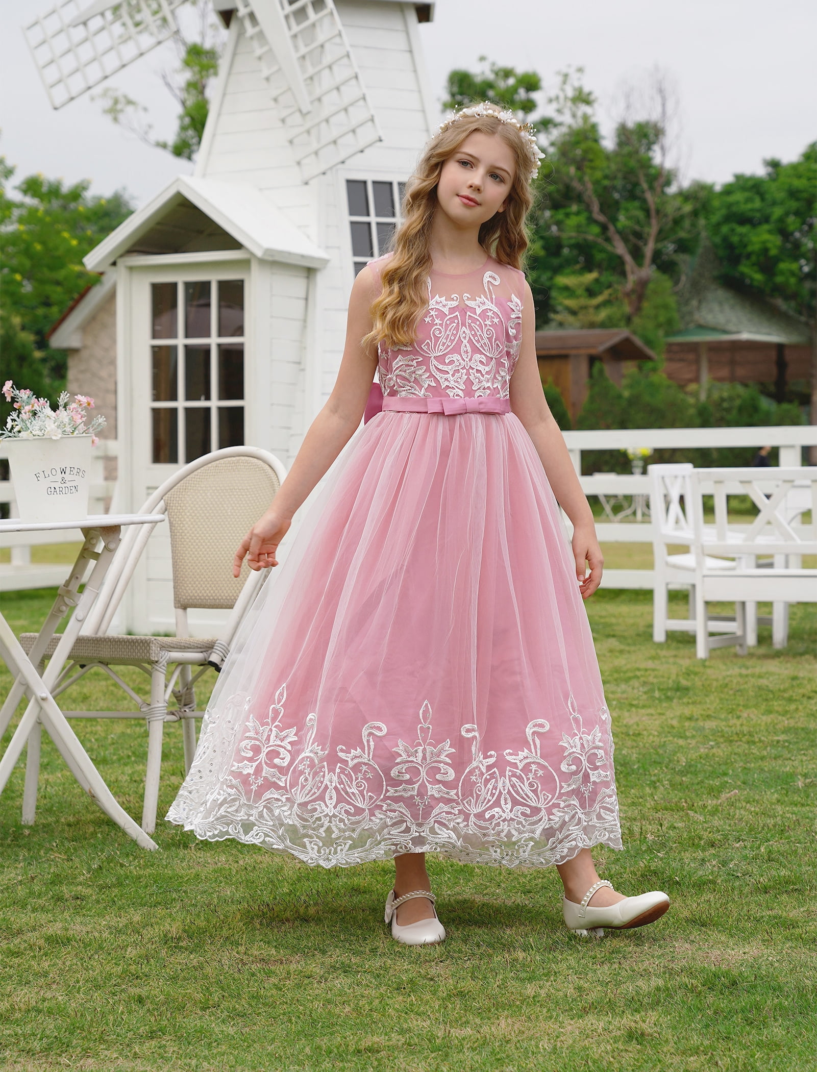 dress with one shoulder ruffle Ruffled Neckline Column and a fitted silhouette Color:white(presale) ProductID: 90446 Camilla Maxi Resort Long
