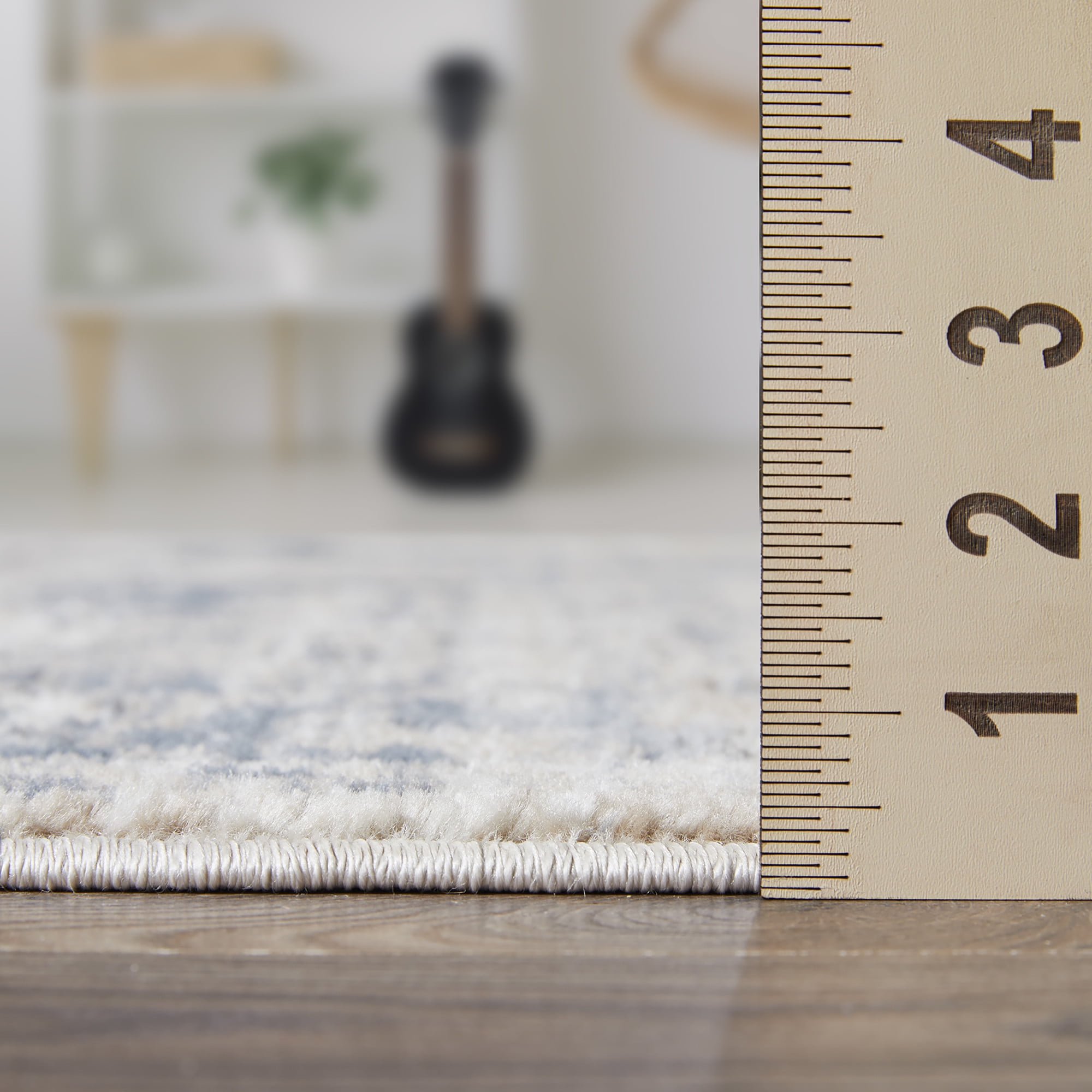 Loomaknoti Kehleigh Alarik 3' x 5' Beige Oriental Indoor Accent Rug