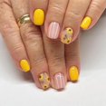 thumbnail image 1 of Uñas Postizas BDKAIWU Cortas con Girasoles Amarillos 24 Piezas, 1 of 6