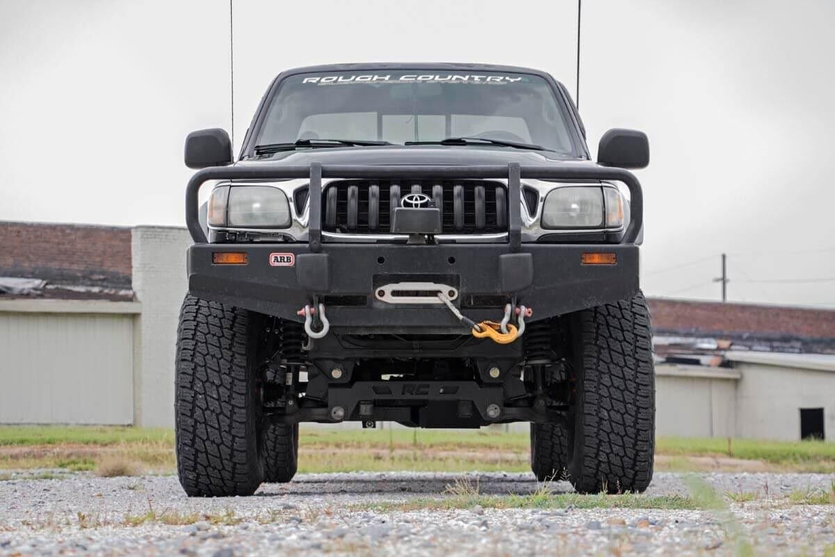 Rough Country 6" Lift Kit w/N3 Struts for 1995-2004 Toyota Tacoma - 74131