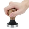 thumbnail image 3 of Prensador de café plano de acero inoxidable de 58 mm con martillo prensado y mango de madera de altura ajustable, color madera oscura., 3 of 14