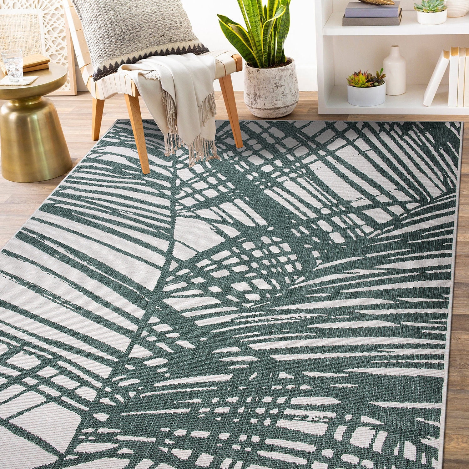 World Rug Gallery Contemporary Nature Inspired Tropical Leaves Reversible Indoor/Outdoor Area Rug - Green 5'x7'