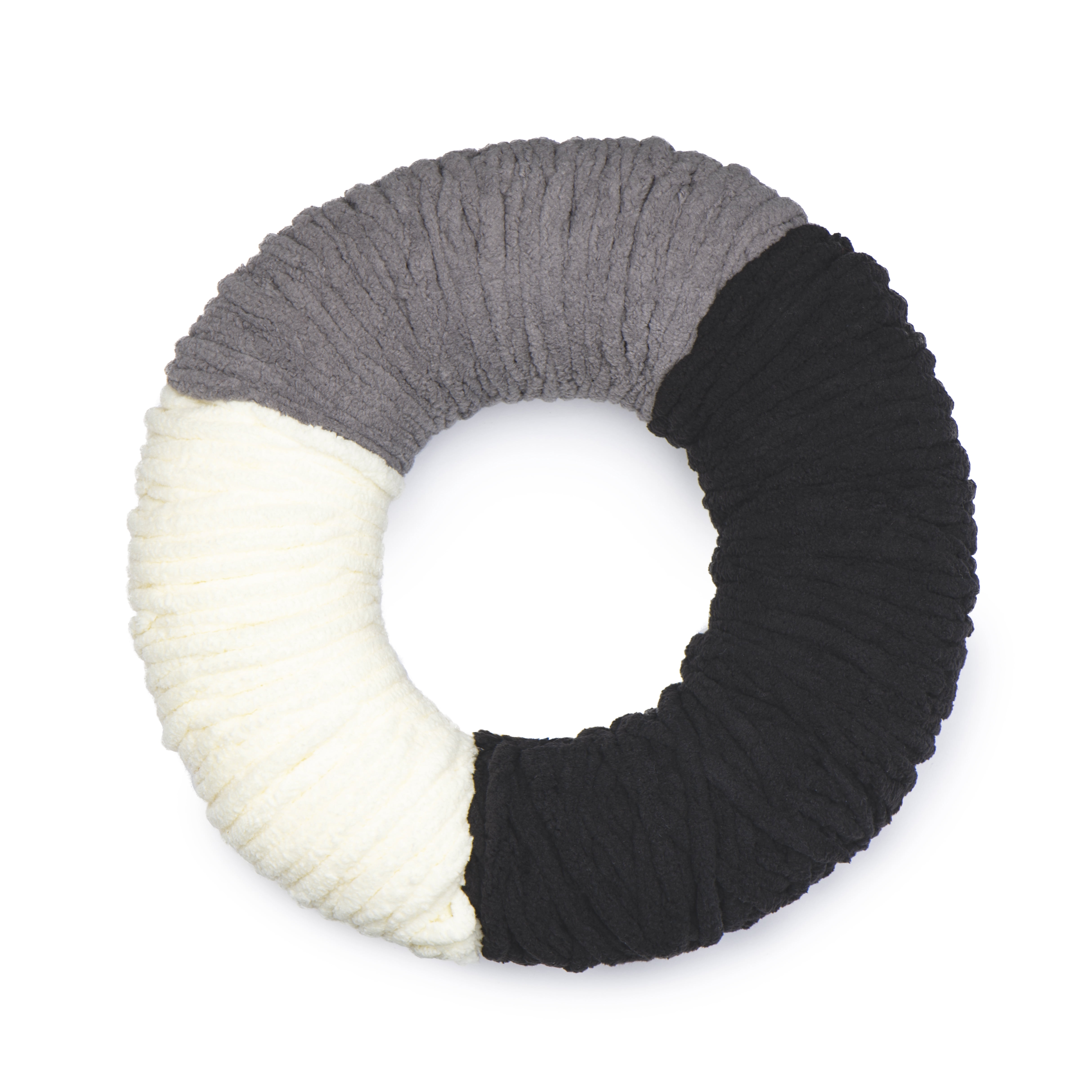 Bernat® Blanket™ O’Go™ #6 Super Bulky Polyester Yarn, Monochrome 10.5oz/300g, 220 Yards