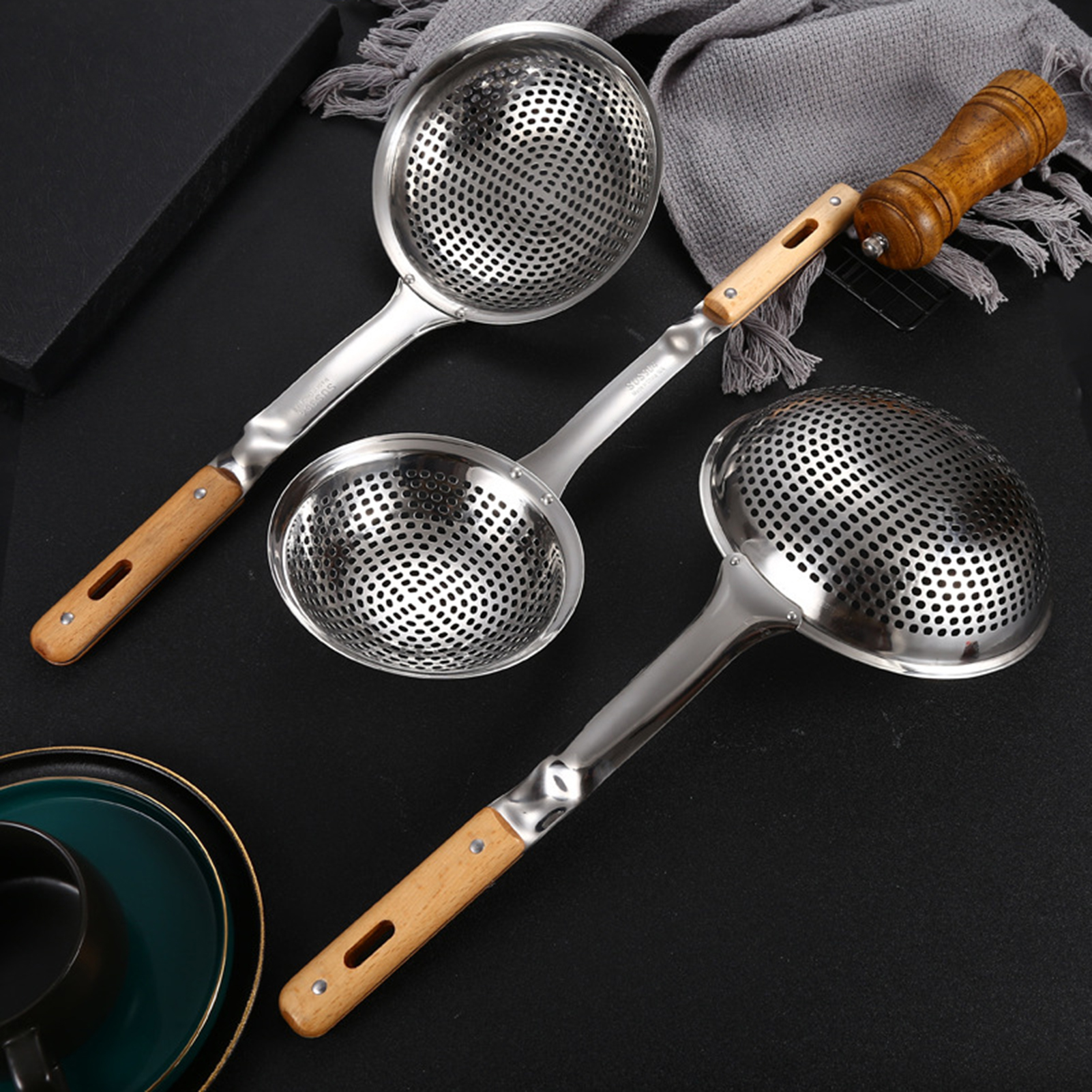 FLW Spoon Strainer Even Holes Antislid Handle Stainless Steel Heat