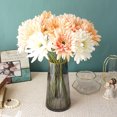 thumbnail image 4 of Gwong Decoración hogareña Crisantemo artificial realista Hermoso hermoso Ornamental Seda artificial Chrysanthemum Flower Decoration para el hogar Gwong 21066125, 4 of 6