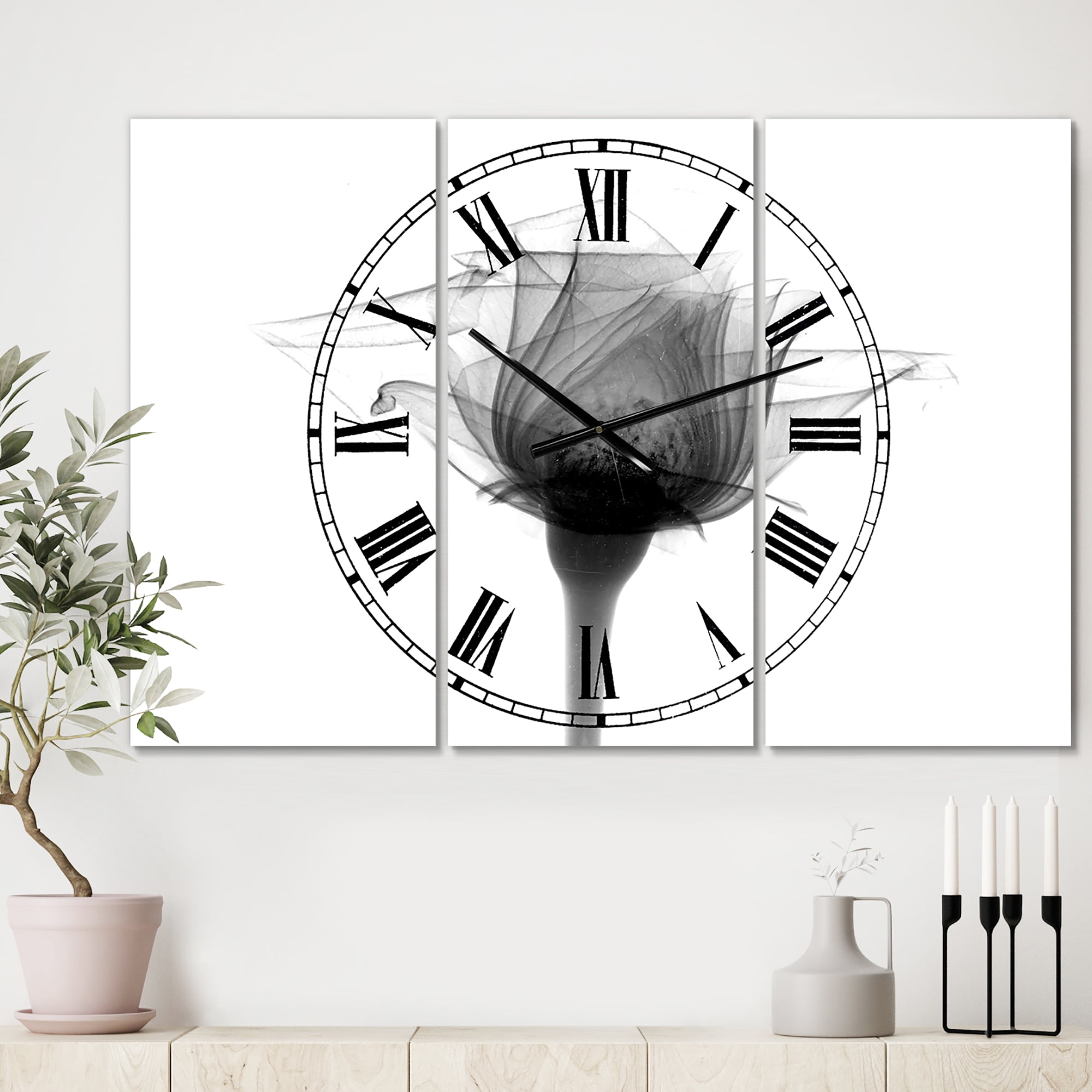 Designart 'Rose #10 X-Ray' Large Cottage Wall Clock