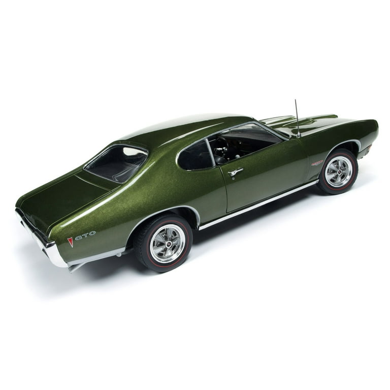 1968 Pontiac GTO Verdero Green \Class of 68\