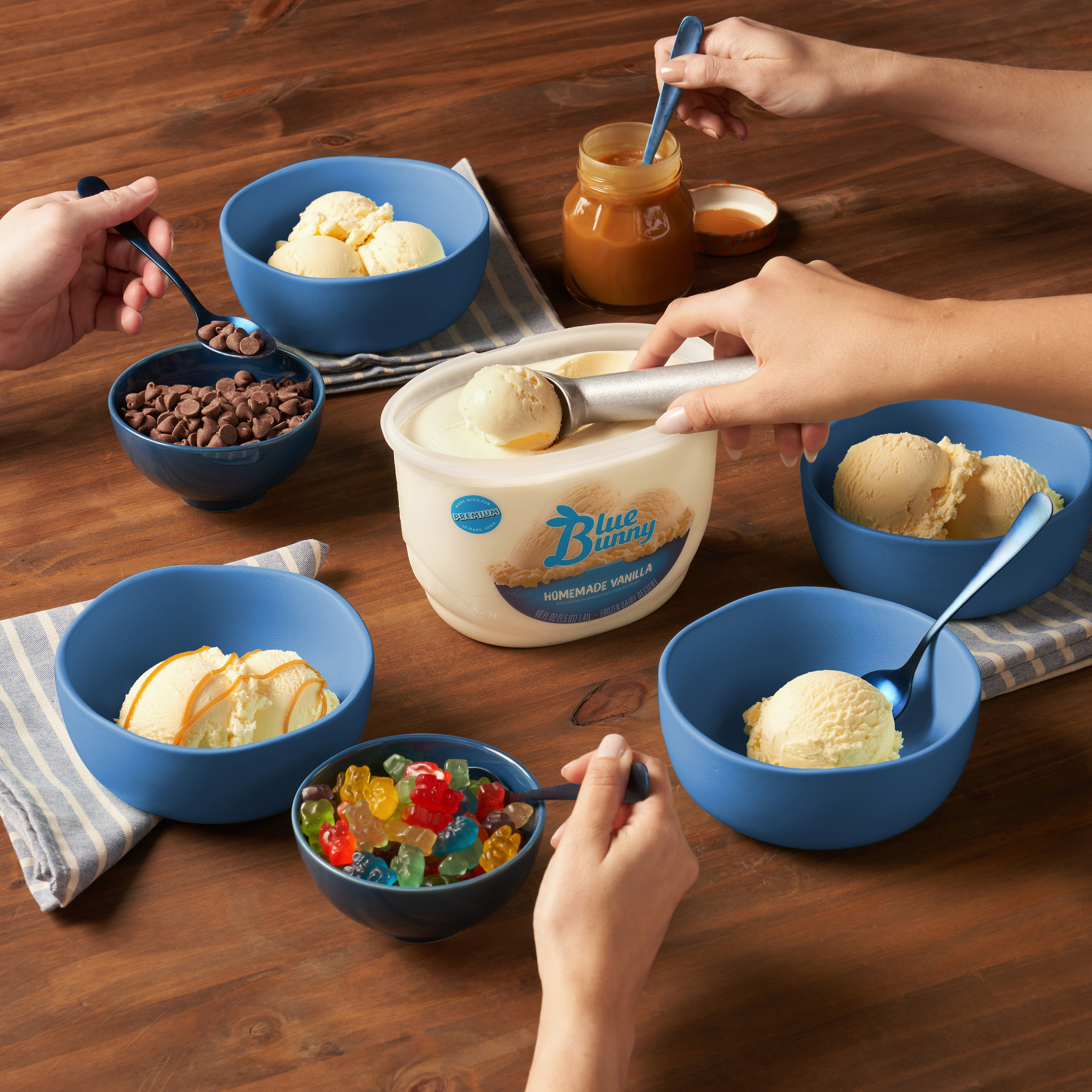Blue Bunny Homemade Vanilla Frozen Dessert, 48 fl oz - image 4 of 9