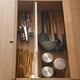 thumbnail image 4 of Separadores de cajones extensibles de plástico blanco ajustable de 14,6" y 10,6" – Organizador antideslizante para dormitorio, baño, cocina y almacenamiento de oficina, fácil de instalar, resistente, 4 of 8