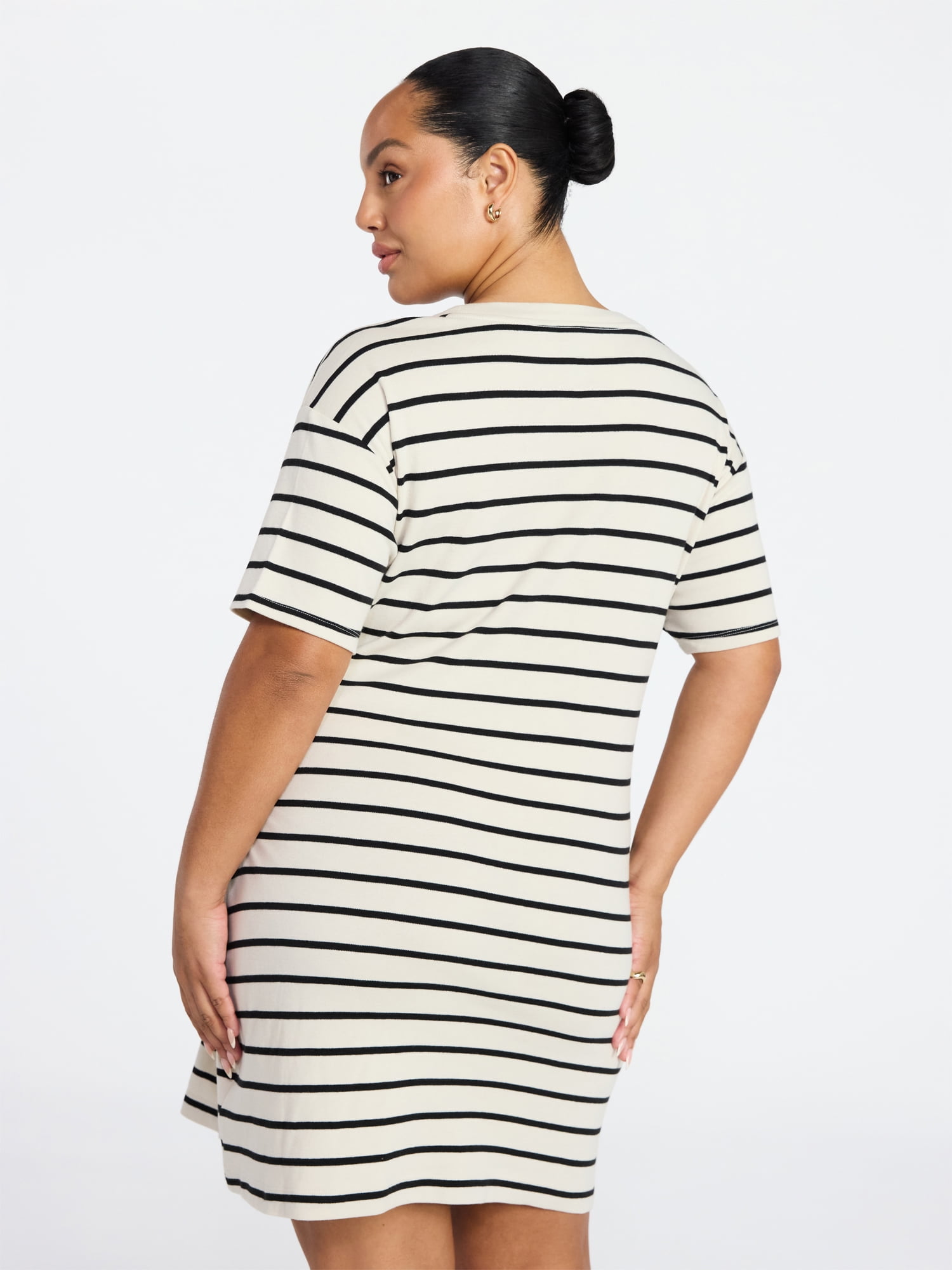 Terra & Sky Women’s Plus Front Twist Dress with Short Sleeve, Size 0X-5X